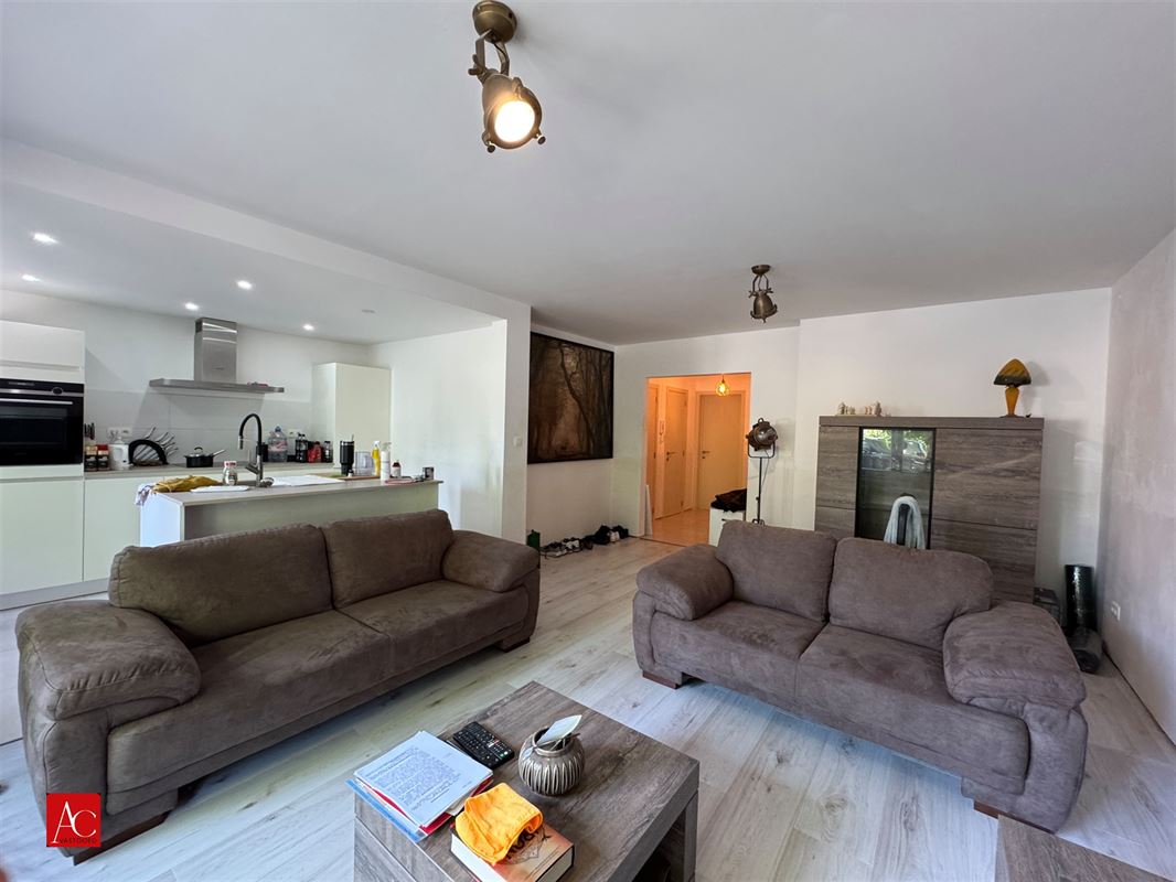 Gelijkvloers appartement met garage en 2 slaapkamers