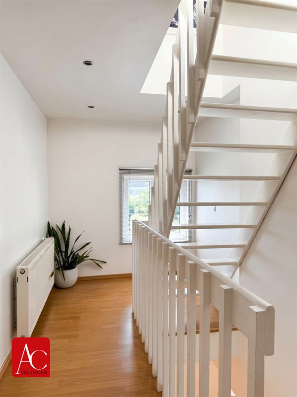 Instapklare woning met 5 slaapkamers en tuin