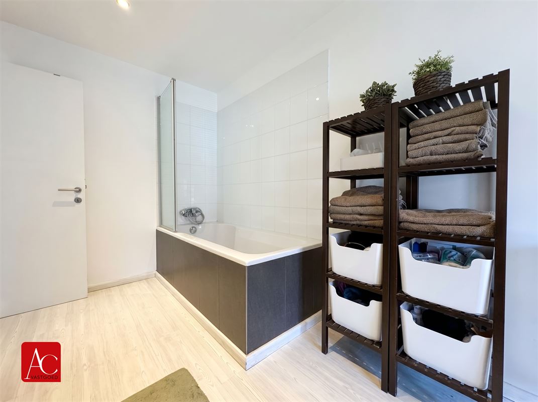 Instapklare woning met 5 slaapkamers en tuin