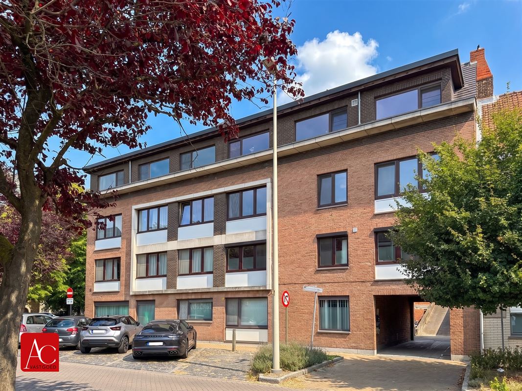 Ruim instapklaar appartement met 3 slaapkamers én garage