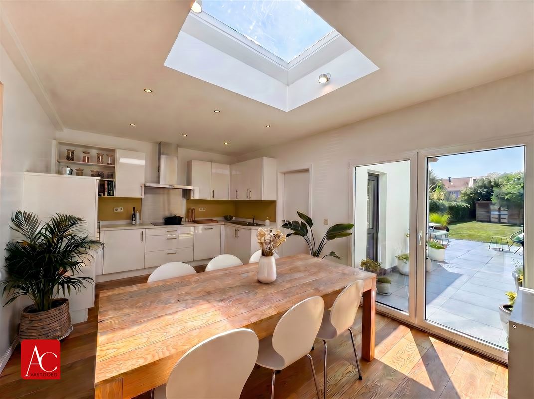 Instapklare woning met 5 slaapkamers en tuin