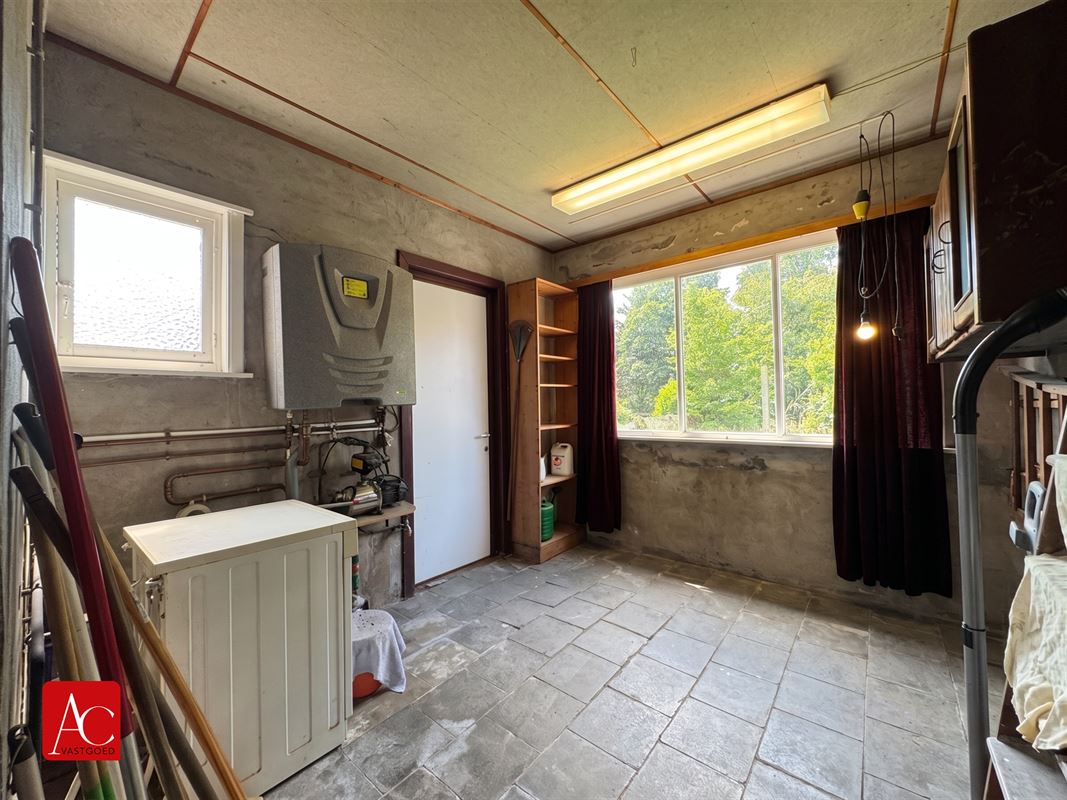 Goed gelegen woning met tuin ter renovatie