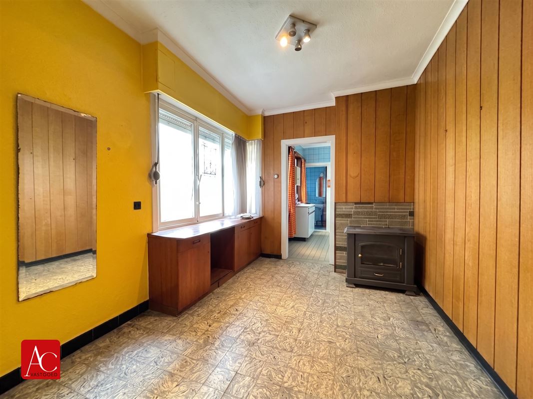 Goed gelegen woning met tuin ter renovatie