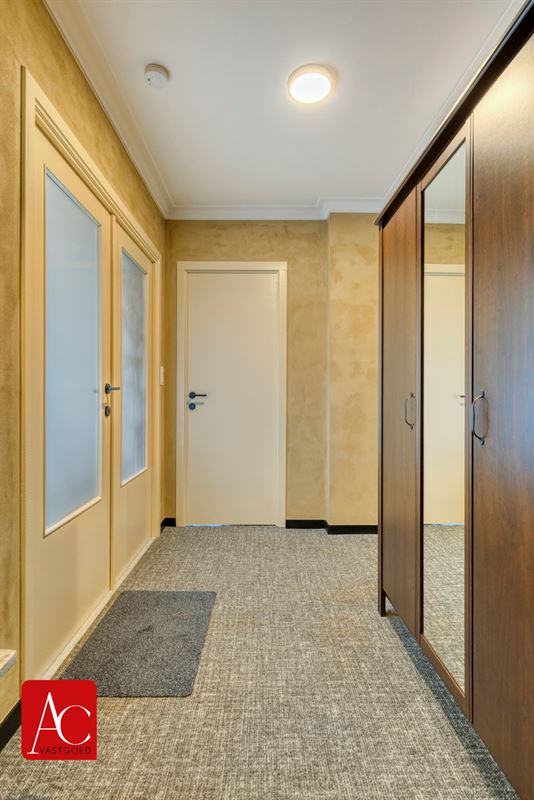 Appartement met 3 slpkrs en garage
