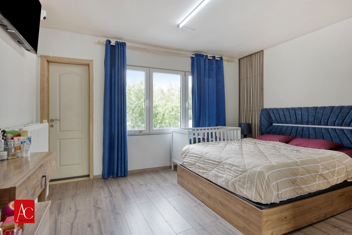 Instapklare gezinswoning met 3 slaapkamers en garage