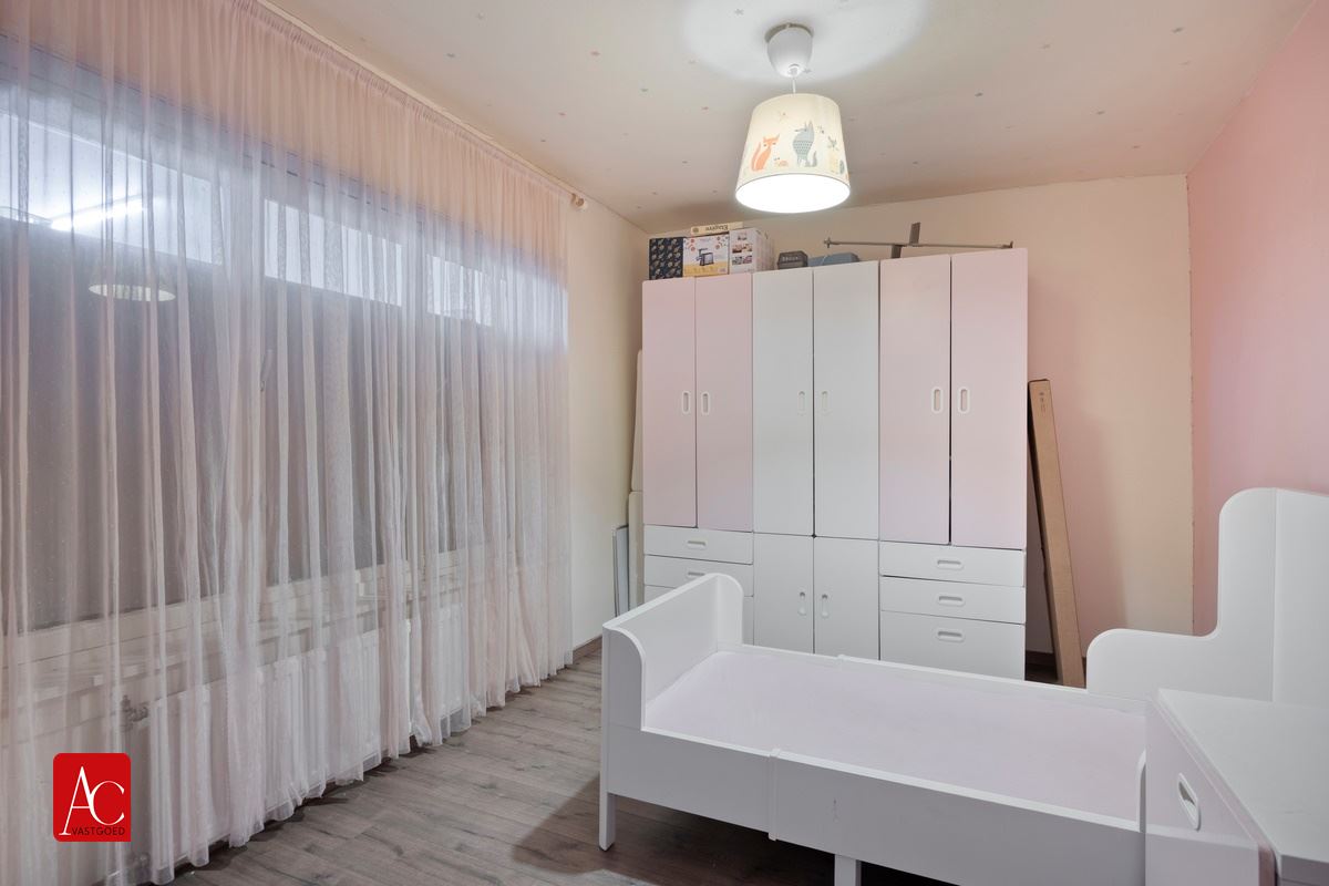 Instapklare gezinswoning met 3 slaapkamers en garage