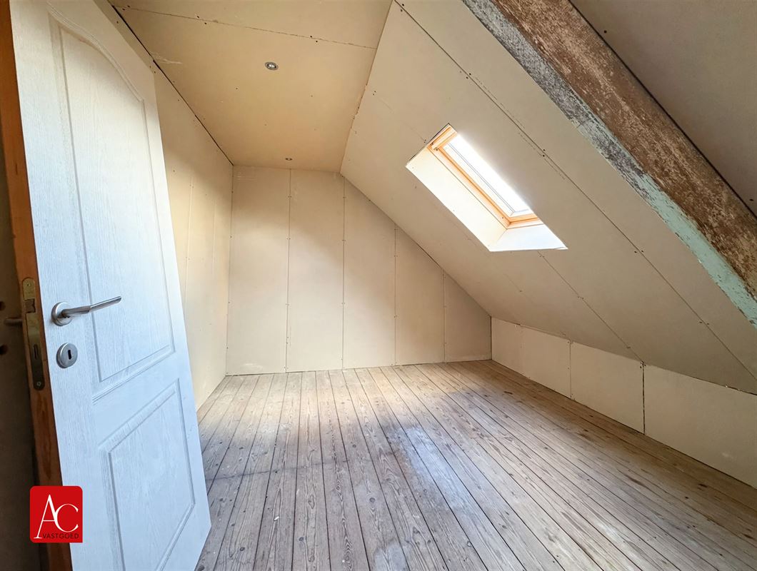 Woning met 5 slaapkamers en terras