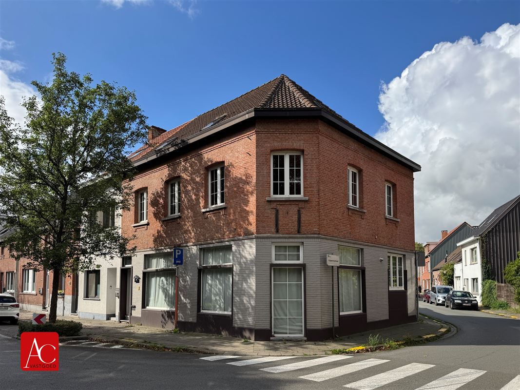 Woning met 5 slaapkamers en terras