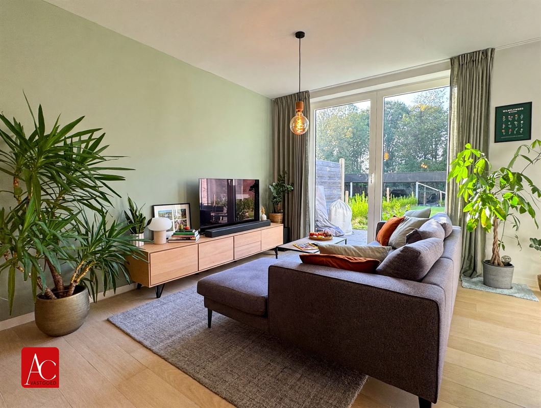 Ruim 1-slaapkamerappartement (90 m²) te Bevere
