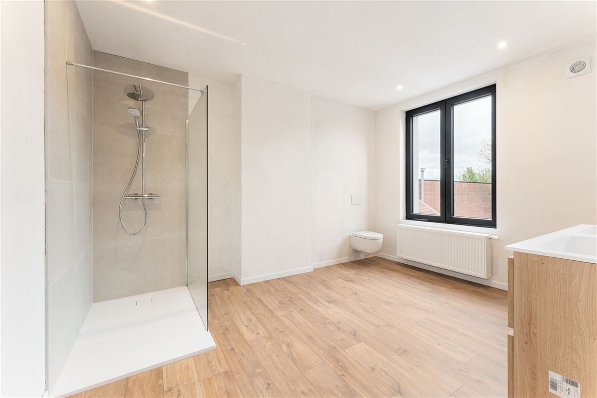 Foto 10 : Eigendom met karakter te 8500 KORTRIJK (België) - Prijs € 335.000
