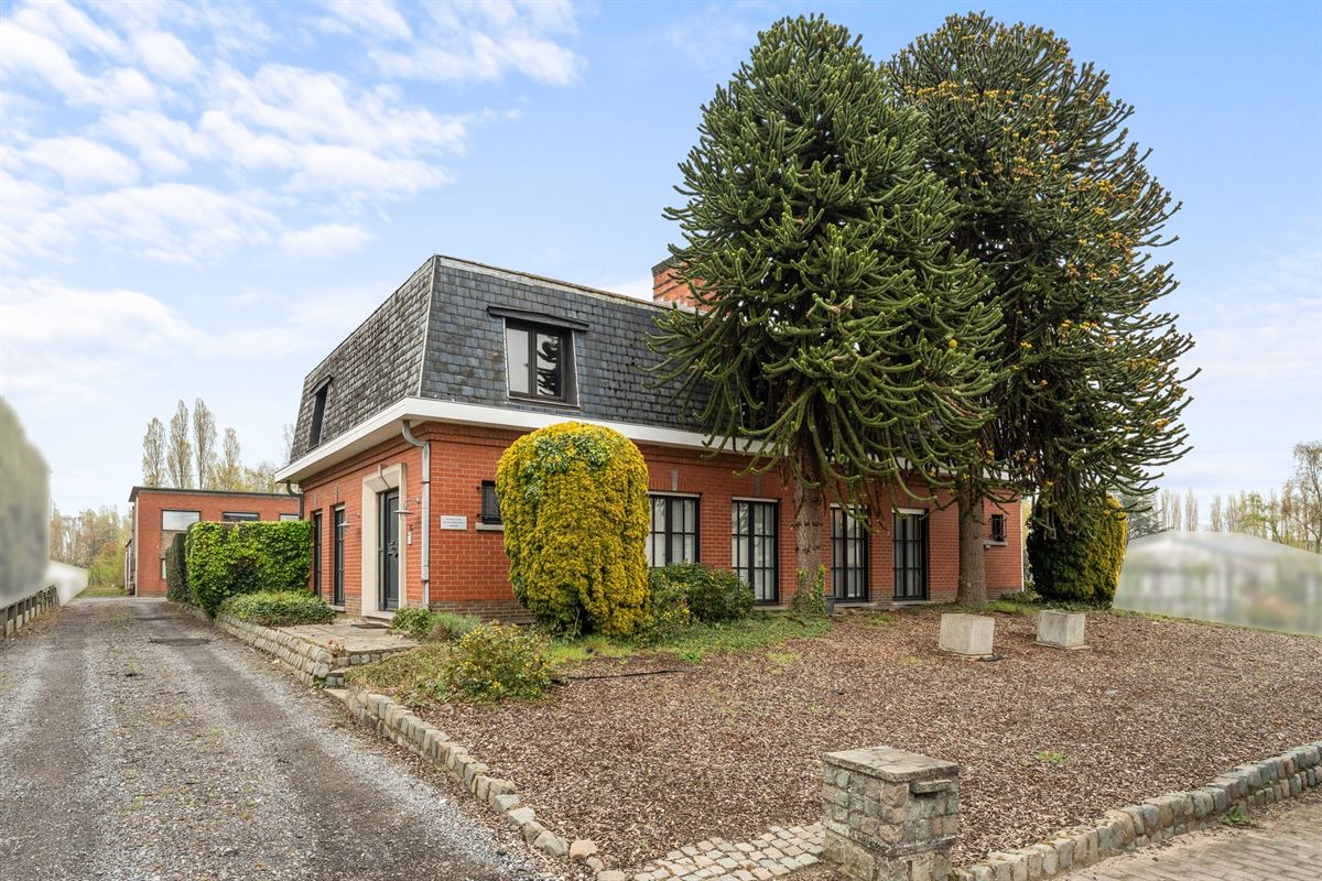 Foto 20 : Commercieel gebouw te 8530 HARELBEKE (België) - Prijs &euro; 750.000