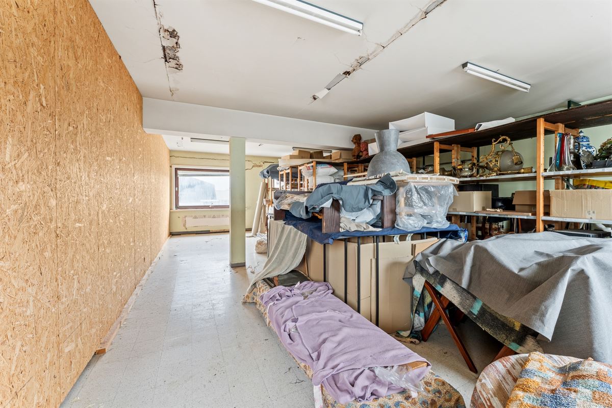 Foto 15 : Commercieel gebouw te 8530 HARELBEKE (België) - Prijs &euro; 750.000