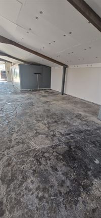 Foto 6 : Parking/Garagebox te 8880 SINT-ELOOIS-WINKEL (België) - Prijs &euro; 100