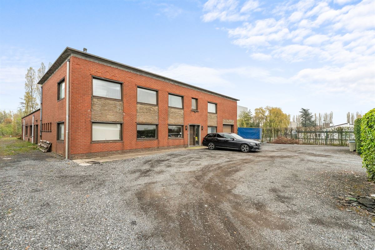 Foto 21 : Commercieel gebouw te 8530 HARELBEKE (België) - Prijs &euro; 750.000
