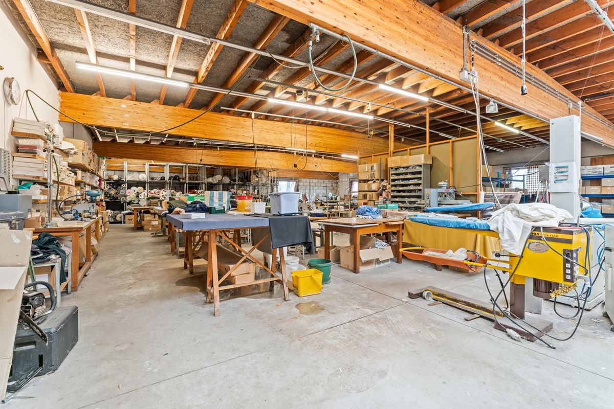 Foto 13 : Commercieel gebouw te 8530 HARELBEKE (België) - Prijs &euro; 750.000
