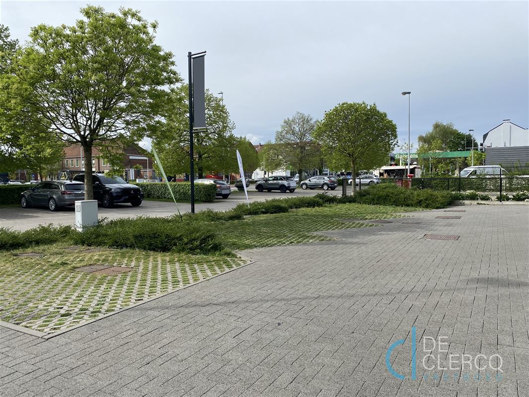 Foto 2 : Winkelruimte te 9080 LOCHRISTI (België) - Prijs € 2.750