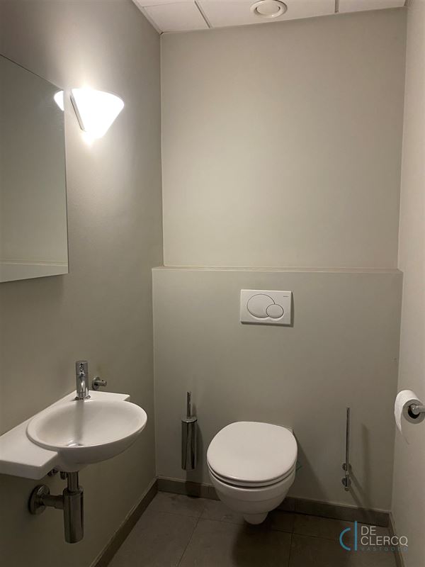 Foto 13 : Commercieel gebouw te 9080 Lochristi (België) - Prijs € 2.500