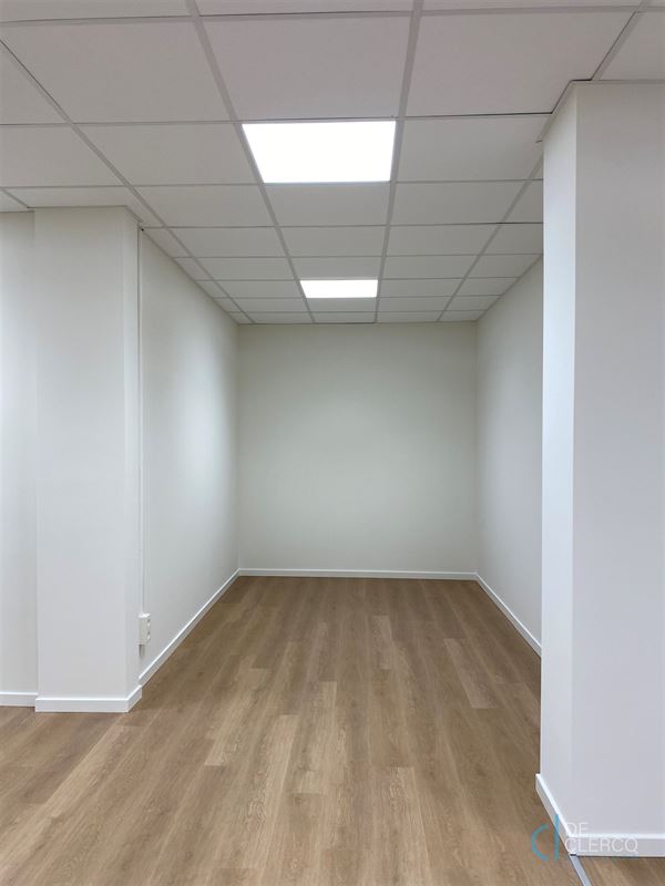 Foto 5 : Burelen te 9080 Lochristi (België) - Prijs € 1.950