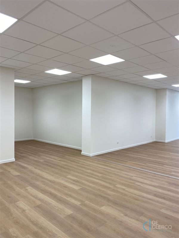 Foto 4 : Commercieel gebouw te 9080 Lochristi (België) - Prijs € 1.950