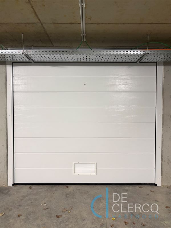 Foto 1 : Parking/Garagebox te 9080 Lochristi (België) - Prijs € 135