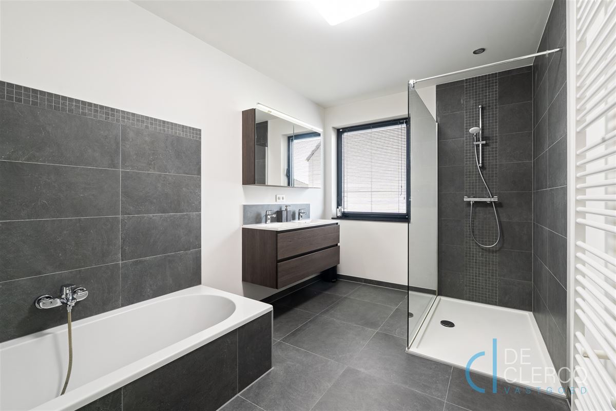 Foto 12 : Huis te 9080 Lochristi (België) - Prijs &euro; 673.000