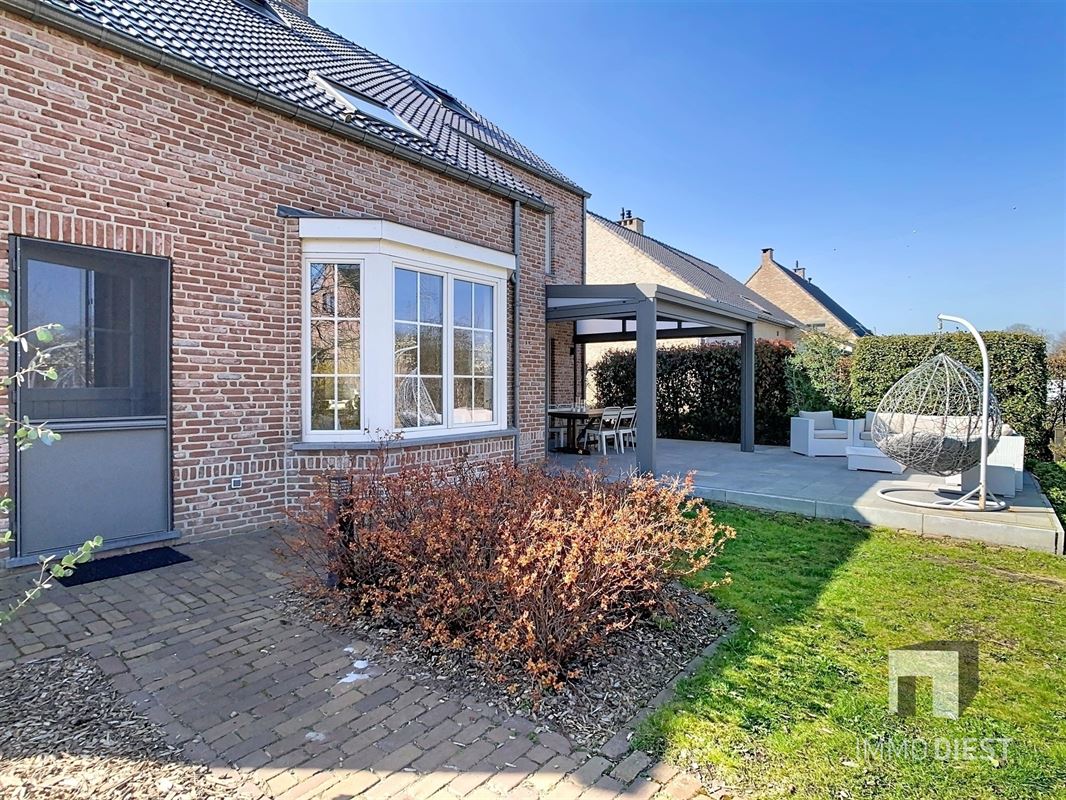 9037 afbeelding 44