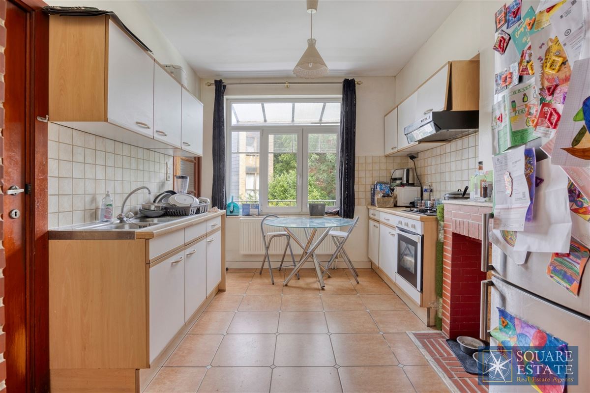 Foto 9 : Appartementsgebouw te 1120 NEDER-OVER-HEEMBEEK (België) - Prijs € 395.000