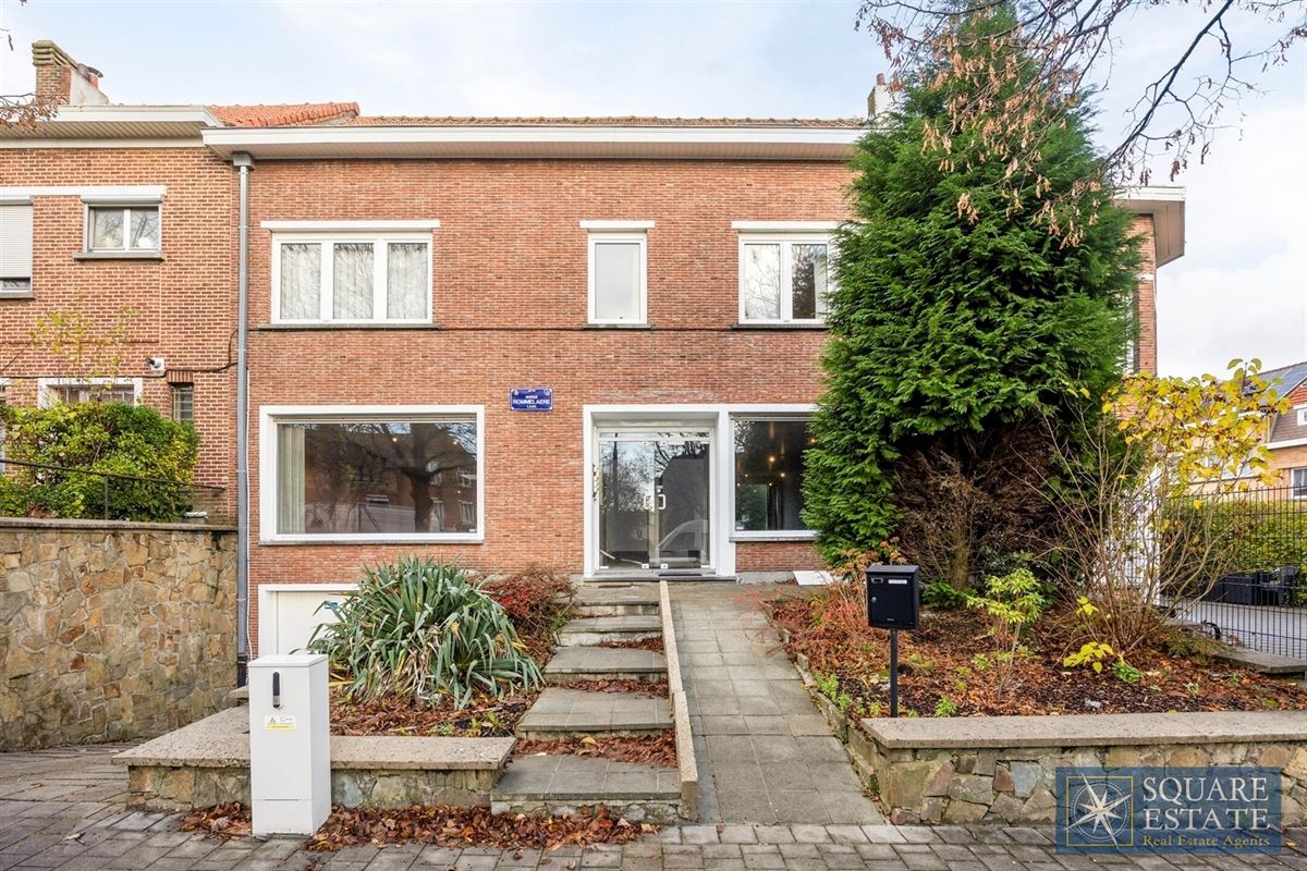 Foto 1 : Bureelgebouw te 1090 JETTE (België) - Prijs € 349.000