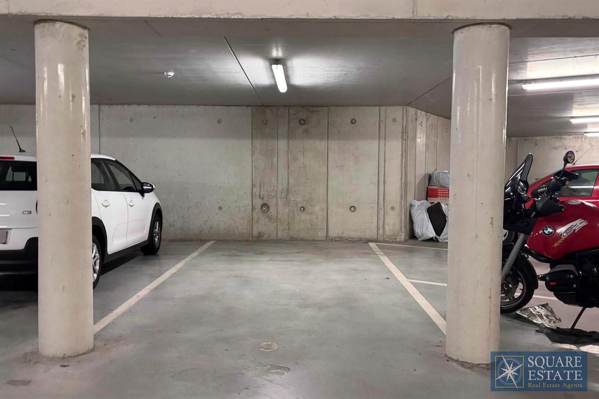 Image 2 : Emplacement de parking à 1780 WEMMEL (Belgique) - Prix 100 €