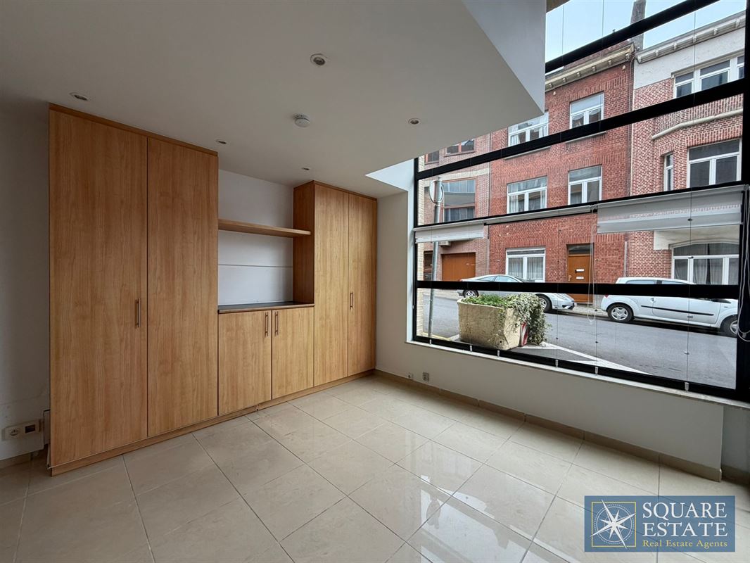 Image 2 : Commercial groundfloor IN 1150 WOLUWE-SAINT-PIERRE (Belgium) - Price 130.000 &euro;