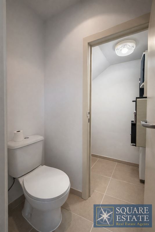 Image 6 : Commercial groundfloor IN 1150 WOLUWE-SAINT-PIERRE (Belgium) - Price 130.000 &euro;