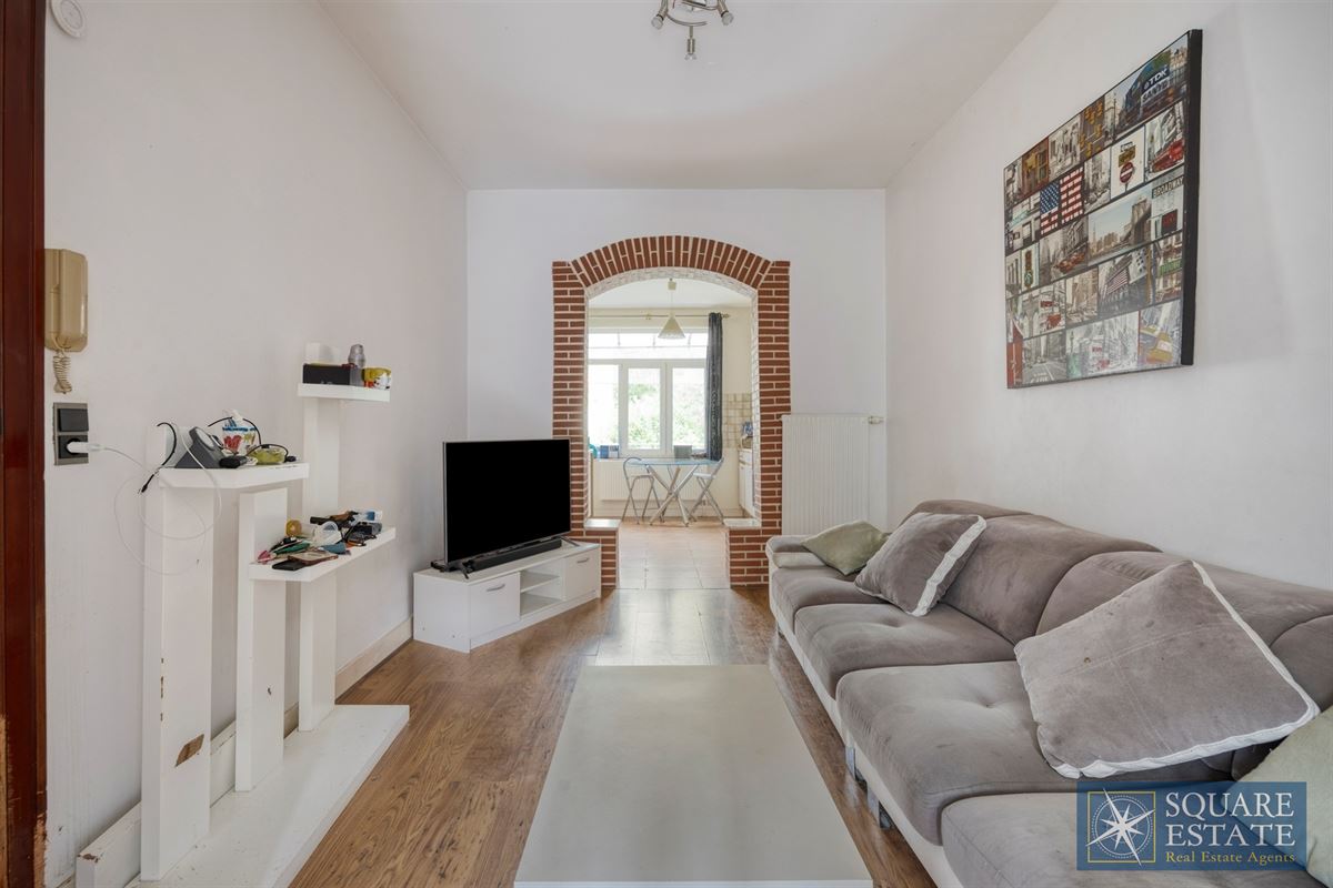 Foto 7 : Appartementsgebouw te 1120 NEDER-OVER-HEEMBEEK (België) - Prijs &euro; 360.000