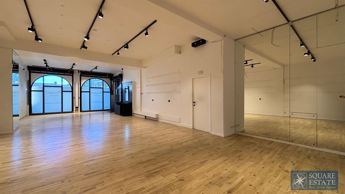 Foto 3 : Winkelruimte te 1780 WEMMEL (België) - Prijs &euro; 2.200