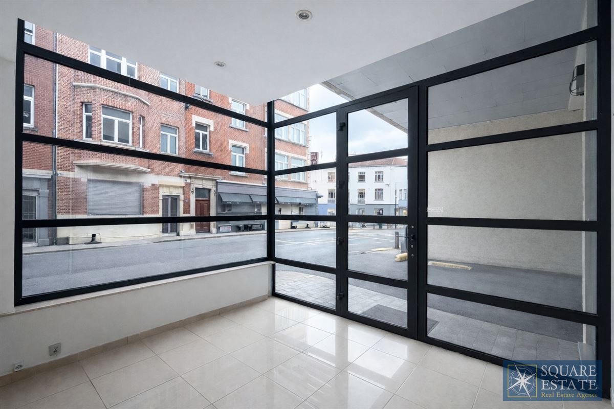 Image 4 : Commercial groundfloor IN 1150 WOLUWE-SAINT-PIERRE (Belgium) - Price 130.000 &euro;