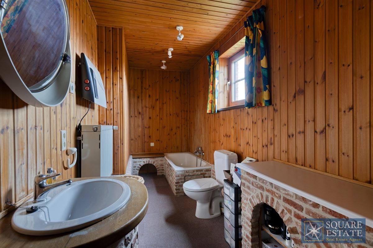 Foto 9 : Eigendom met karakter te 1760 ROOSDAAL (België) - Prijs &euro; 875.000