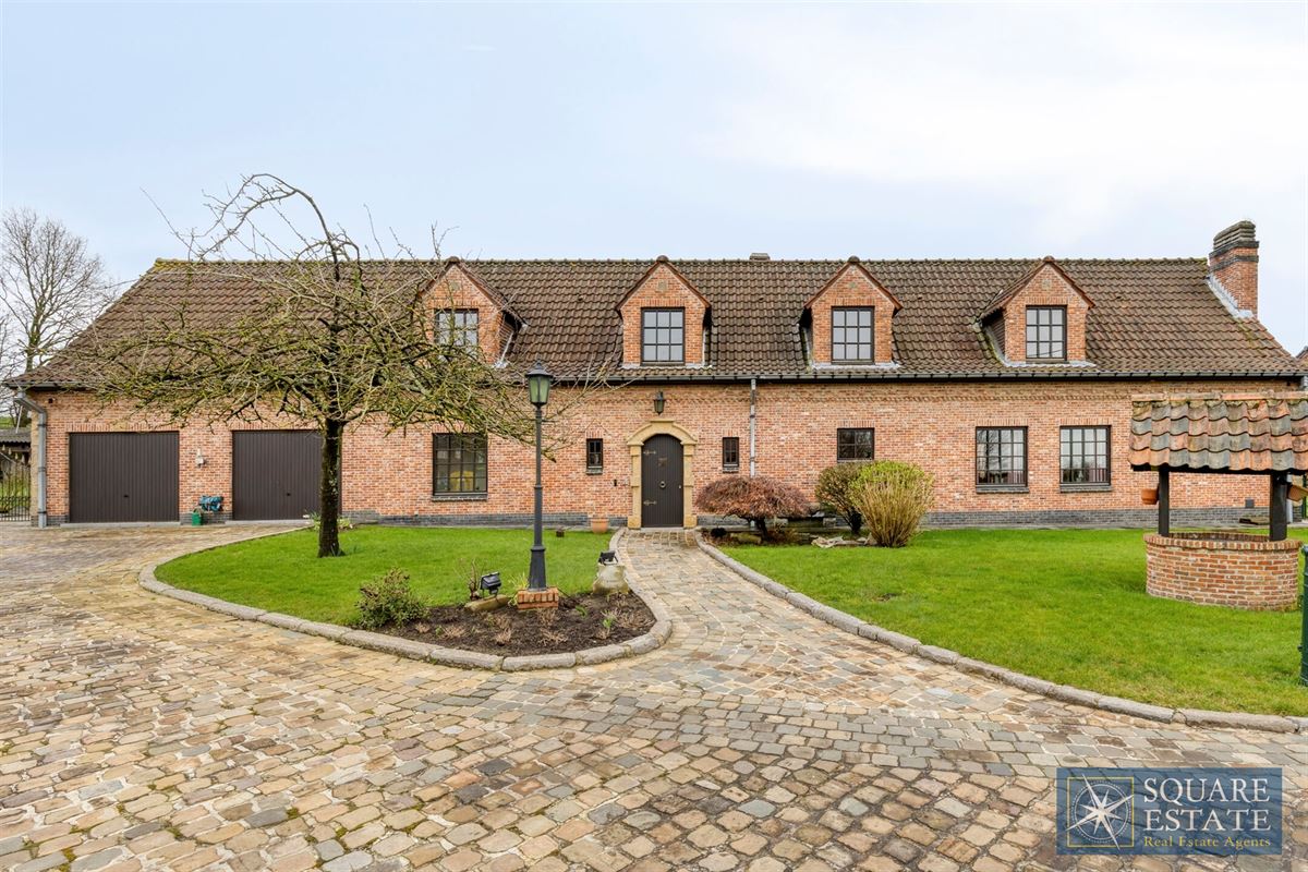 Foto 2 : Eigendom met karakter te 1760 ROOSDAAL (België) - Prijs &euro; 875.000