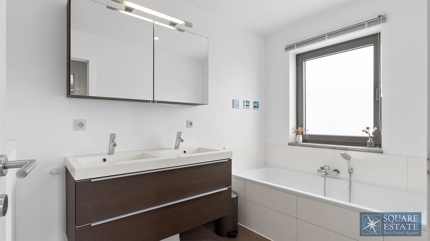 Foto 9 : Bel-etage te 1780 WEMMEL (België) - Prijs &euro; 695.000