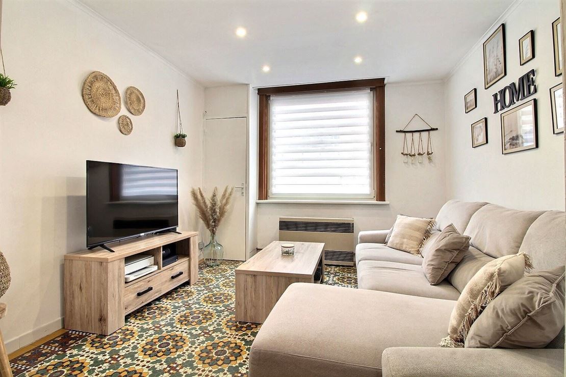 JOLIE HABITATION EN DEUX CHAMBRES SUR LE SECTEUR DE LUINGNE