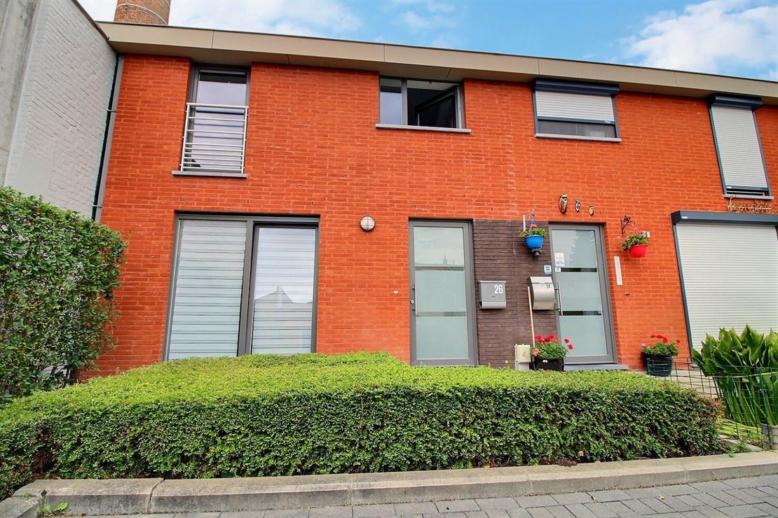 Maison contemporaine 3 chambres construite en 2012
