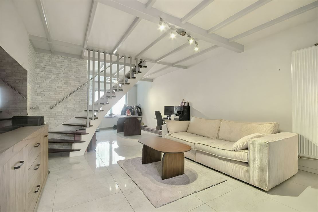 Maison coup de coeur avec beau jardin  

