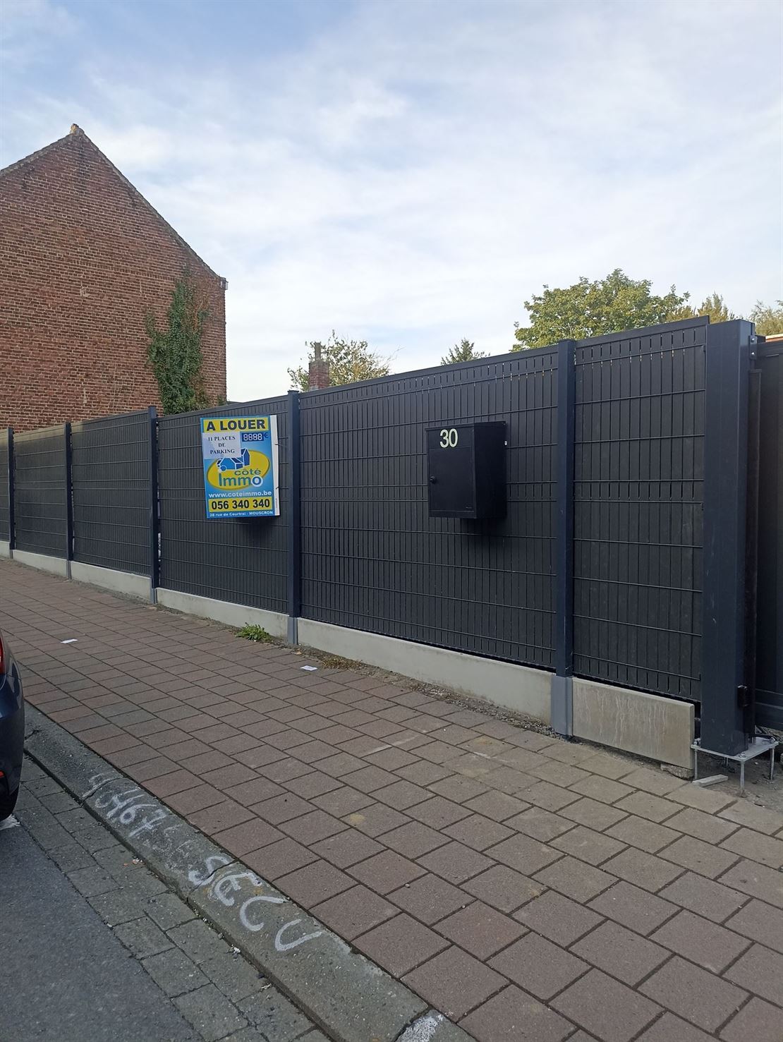  EMPLACEMENTS DE PARKING DANS LE SECTEUR D’HERSEAUX