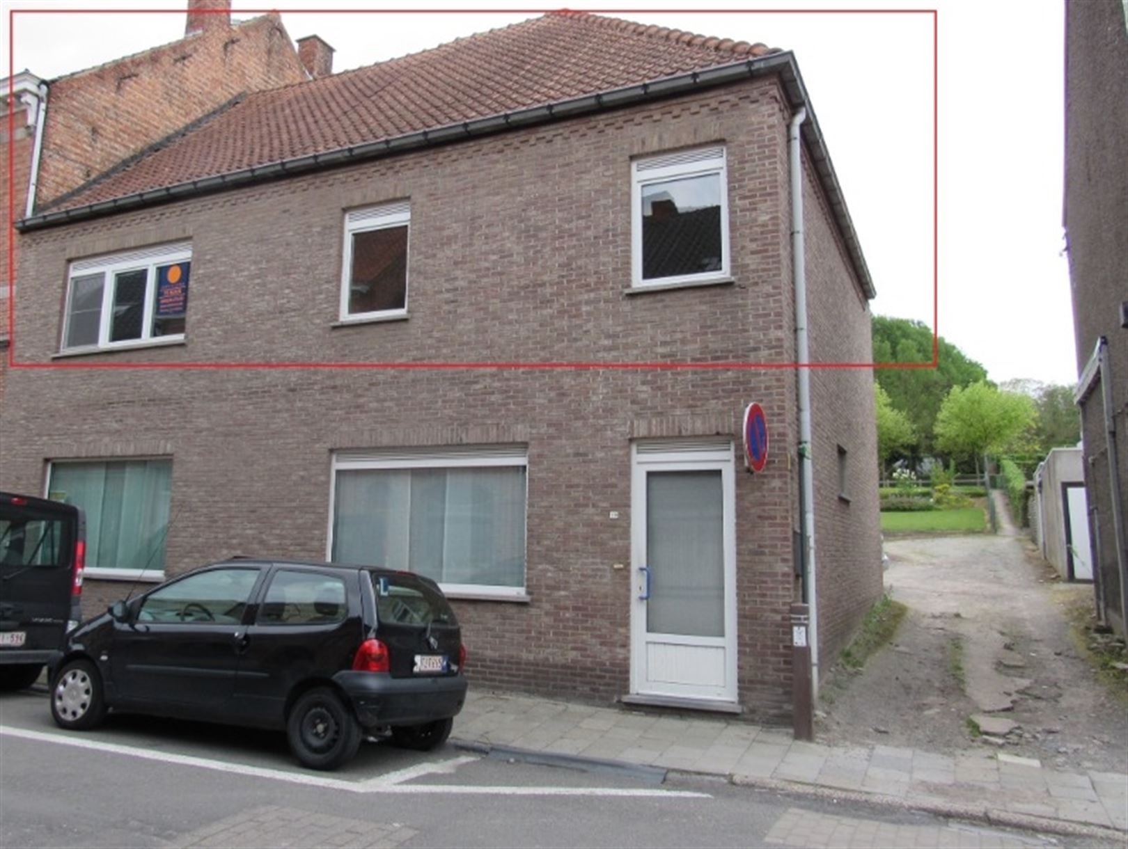 Zeer ruim en goed gelegen appartement met 3 slaapkamers.