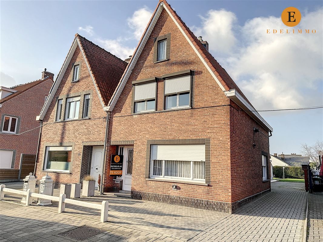 Zeer goed gelegen HOB in het centrum van Stekene. te koop te STEKENE