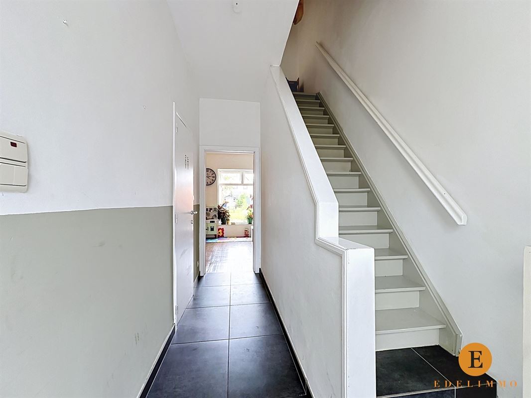Energiezuinige gezinswoning met 4 slaapkamers en gezellige tuin.
