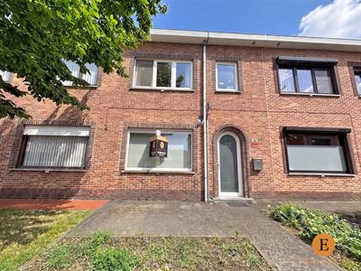 Energiezuinige gezinswoning met 4 slaapkamers en gezellige tuin.