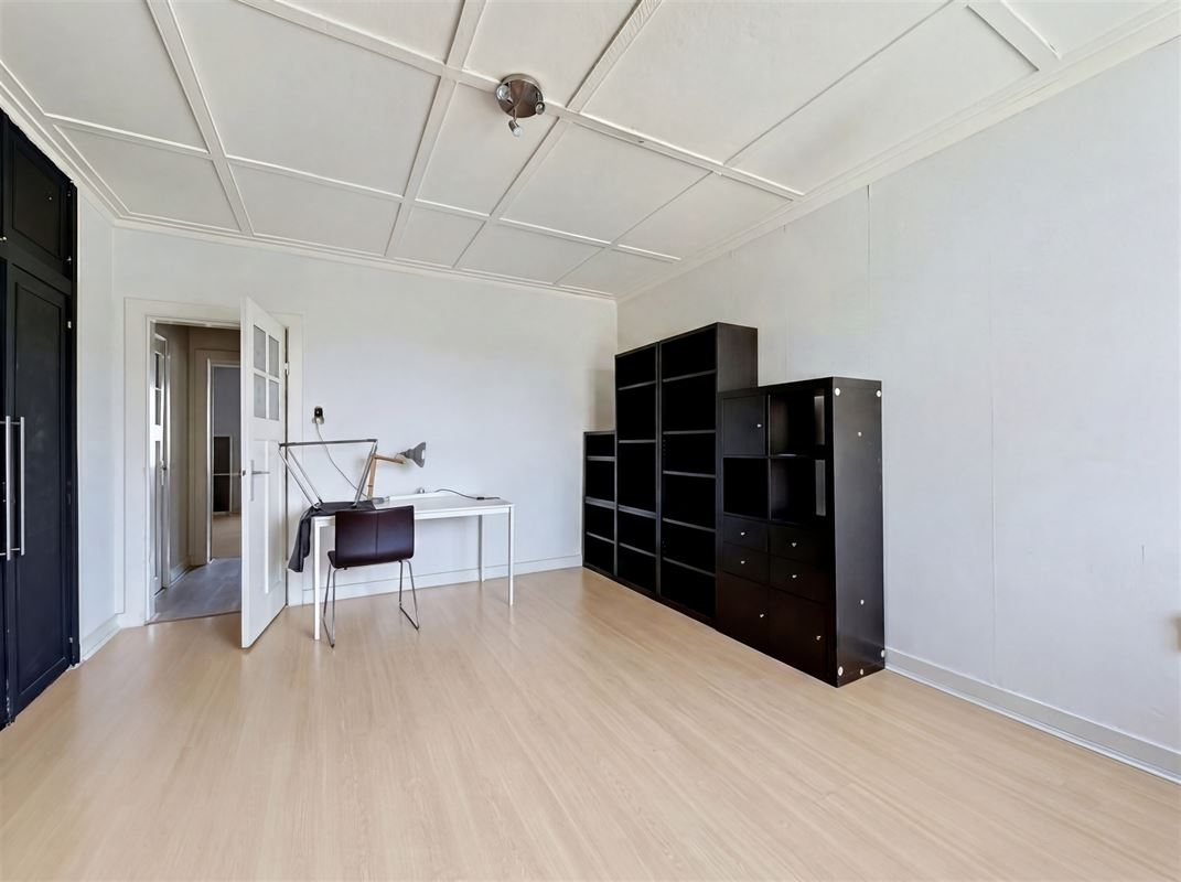 Karaktervolle stadswoning met 4 slaapkamers en stadstuin.