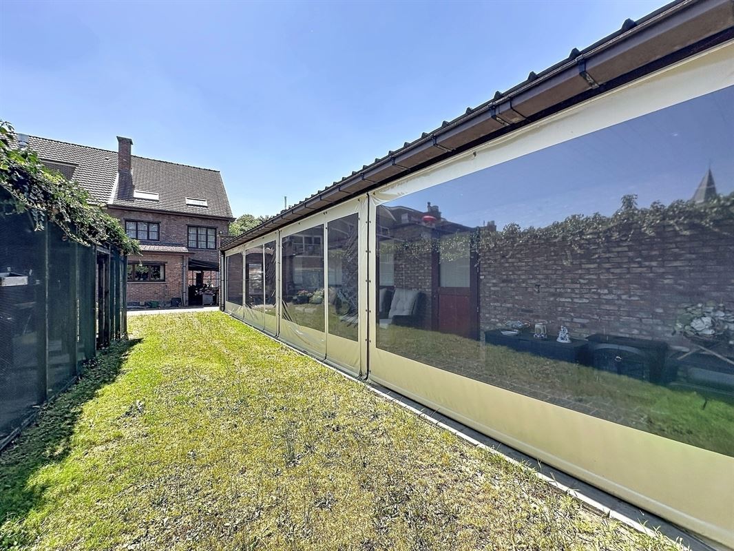 Ruime HOB met 4 slpks, garage en prachtige groene tuin.