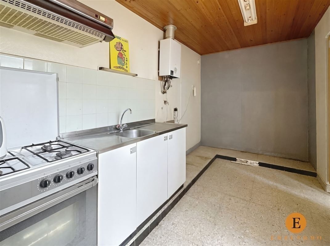 Rijwoning met potentieel op centrale locatie in Sint-Niklaas.