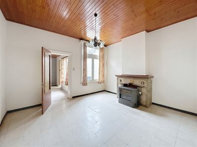 Rijwoning met potentieel op centrale locatie in Sint-Niklaas.