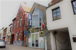 Commercieel gebouw te 8500 KORTRIJK (België) - Prijs 